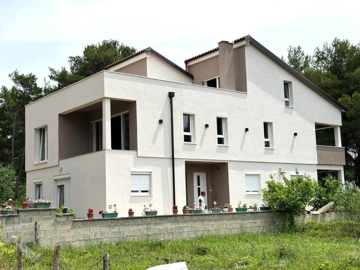 Apartment Lili Biograd Na Moru Exteriör bild